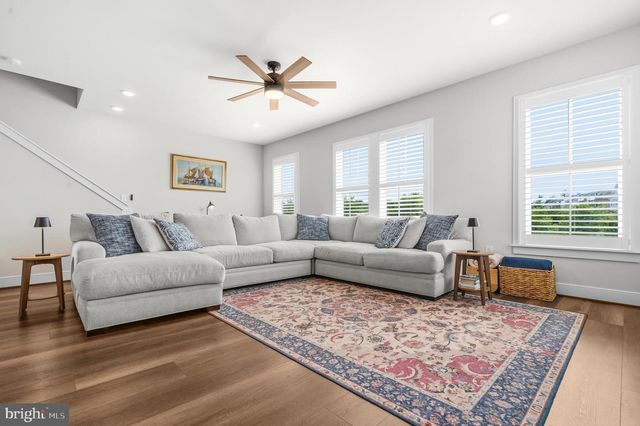 17300 TURNSTONE DR, Dumfries, VA 22026