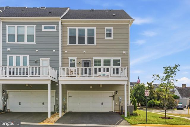 17300 TURNSTONE DR, Dumfries, VA 22026