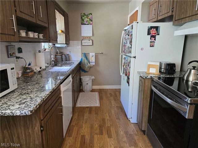 15021 Florence Drive, Maple Heights, OH 44137