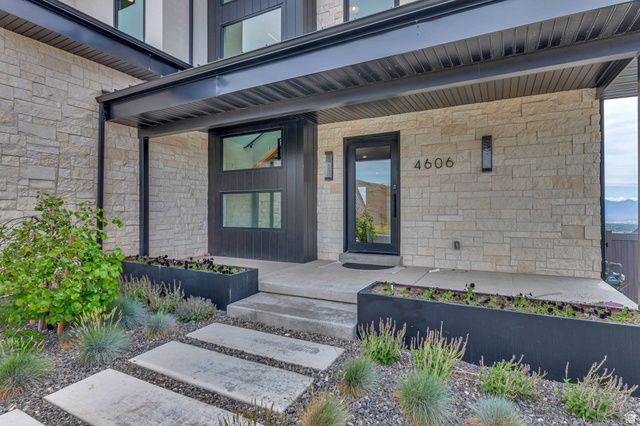 4606 N AUTUMN VIEW DR, Lehi, UT 84048