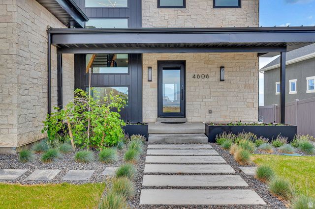 4606 N AUTUMN VIEW DR, Lehi, UT 84048