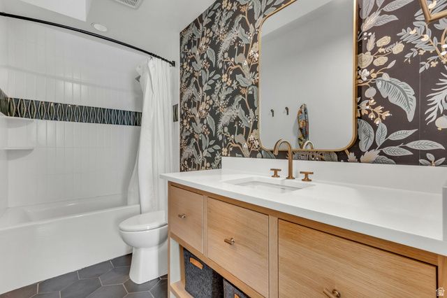 4606 N AUTUMN VIEW DR, Lehi, UT 84048