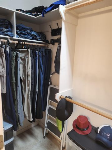 13 Westwood Drive, Huntsville, TX 77320