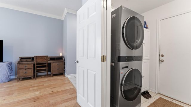 13 Westwood Drive, Huntsville, TX 77320