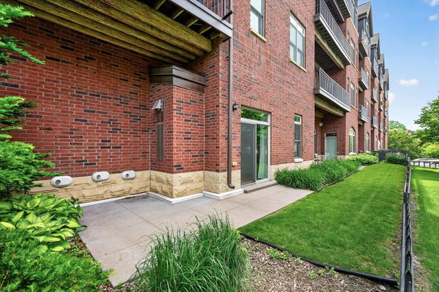 301 Clifton Avenue 1A, Minneapolis, MN 55403