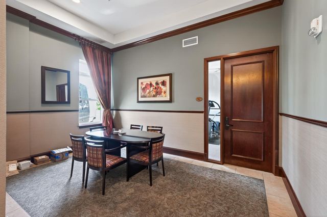 301 Clifton Avenue 1A, Minneapolis, MN 55403