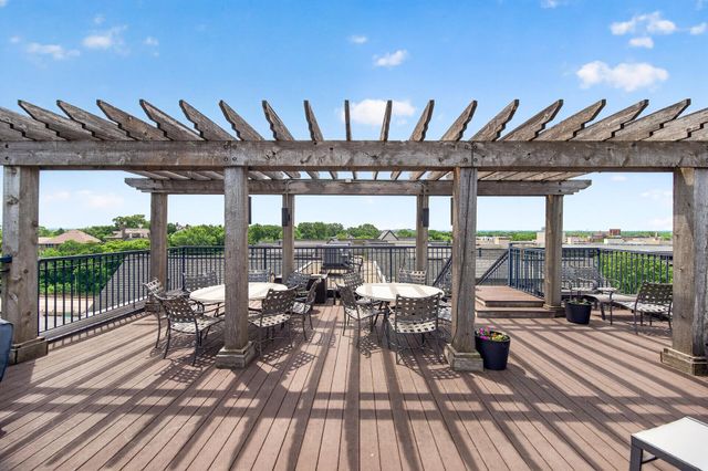 301 Clifton Avenue 1A, Minneapolis, MN 55403