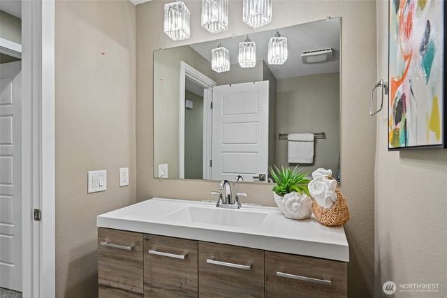 16217 SE 42nd Place, Bellevue, WA 98006