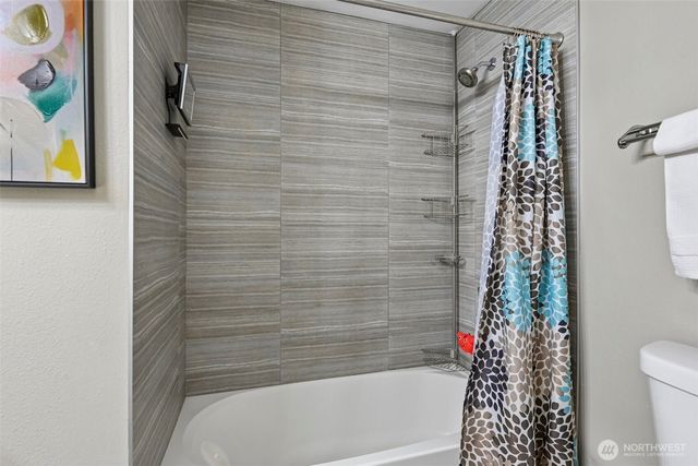 16217 SE 42nd Place, Bellevue, WA 98006