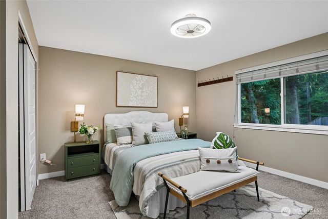 16217 SE 42nd Place, Bellevue, WA 98006