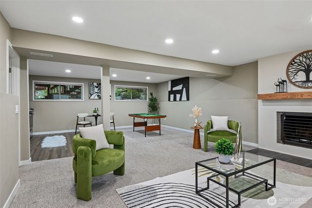 16217 SE 42nd Place, Bellevue, WA 98006