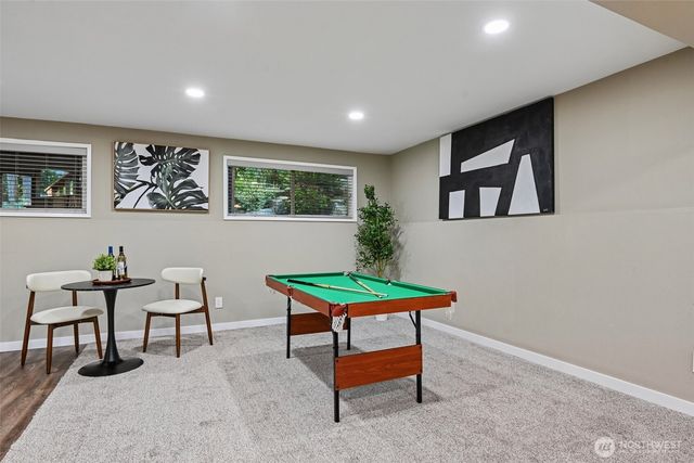 16217 SE 42nd Place, Bellevue, WA 98006