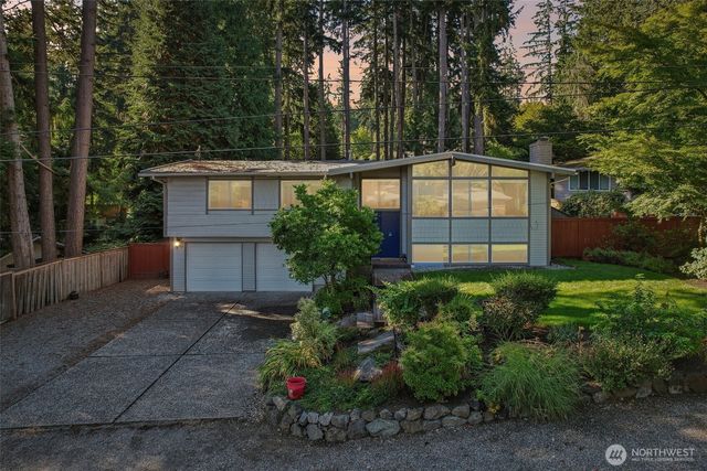 16217 SE 42nd Place, Bellevue, WA 98006