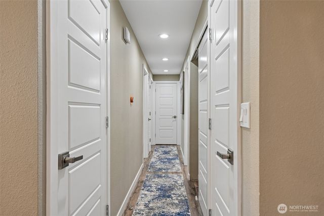 16217 SE 42nd Place, Bellevue, WA 98006