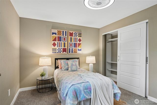 16217 SE 42nd Place, Bellevue, WA 98006