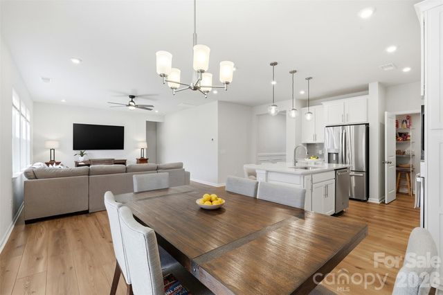 8209 Franklin Trail Street, Mint Hill, NC 28227