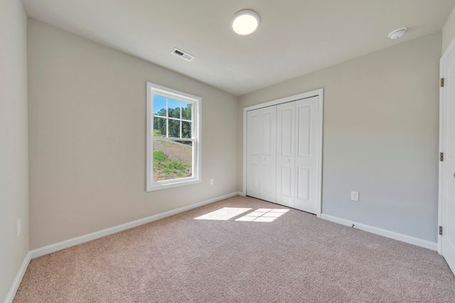 3728 Greenway DR, Roanoke, VA 24018