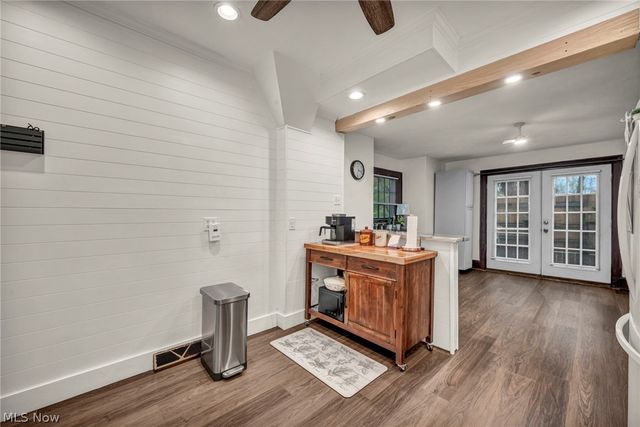 33852 Center Ridge Road, North Ridgeville, OH 44039