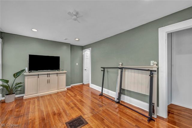33852 Center Ridge Road, North Ridgeville, OH 44039