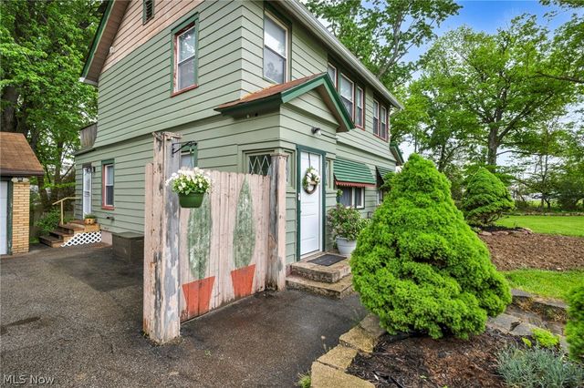 33852 Center Ridge Road, North Ridgeville, OH 44039