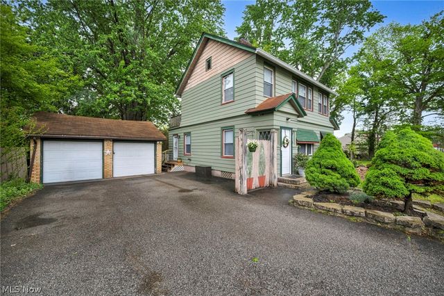 33852 Center Ridge Road, North Ridgeville, OH 44039