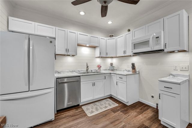 33852 Center Ridge Road, North Ridgeville, OH 44039