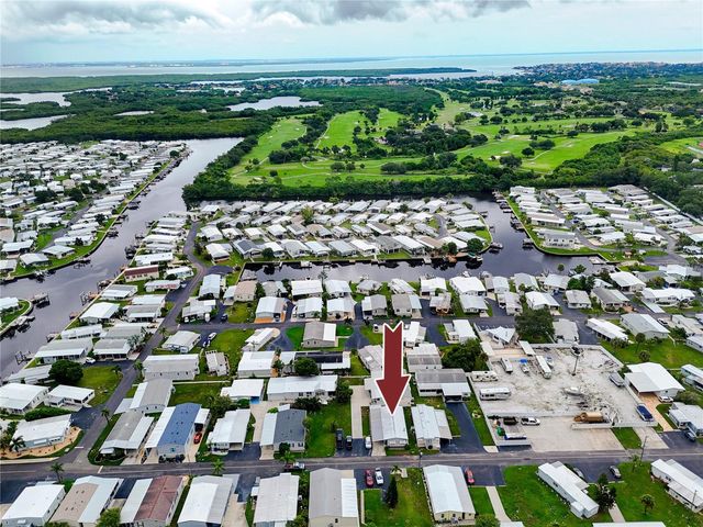6821 AMERICANA DRIVE NE 106, St Petersburg, FL 33702