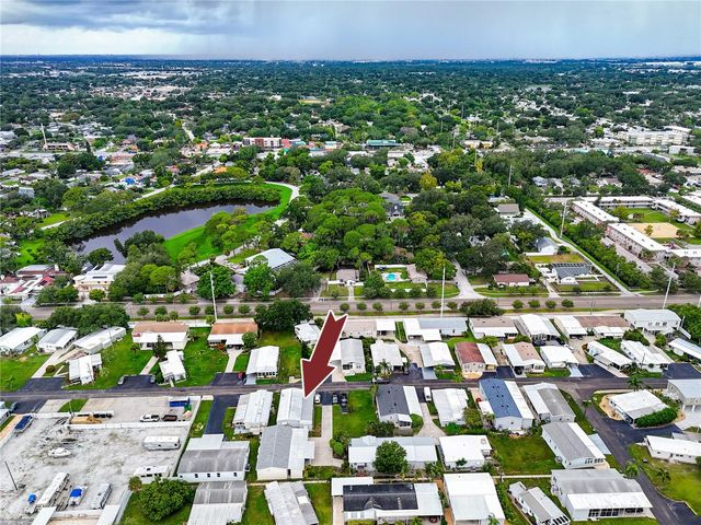 6821 AMERICANA DRIVE NE 106, St Petersburg, FL 33702