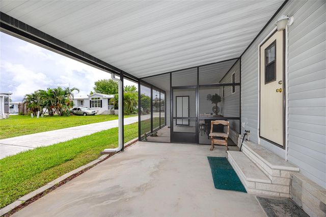 6821 AMERICANA DRIVE NE 106, St Petersburg, FL 33702