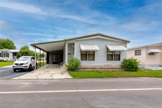 6821 AMERICANA DRIVE NE 106, St Petersburg, FL 33702