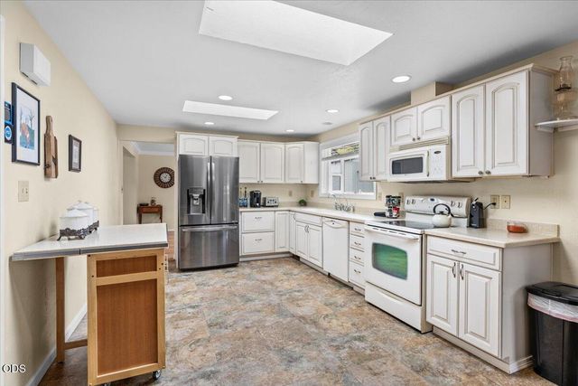 2978 Seckel Street, Medford, OR 97504