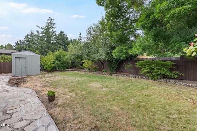 2978 Seckel Street, Medford, OR 97504