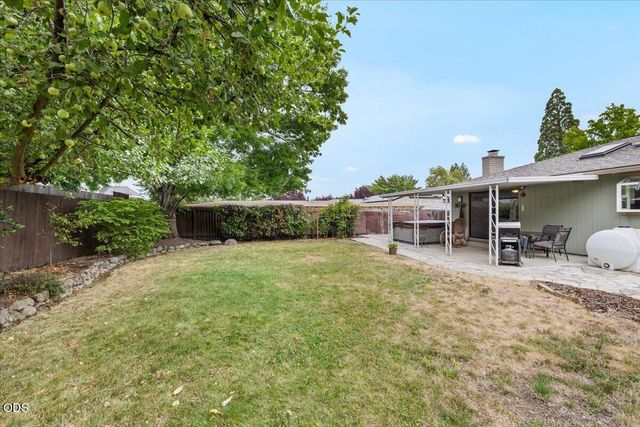 2978 Seckel Street, Medford, OR 97504