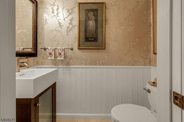 82 Constitution Way, Bernards Twp., NJ 07920