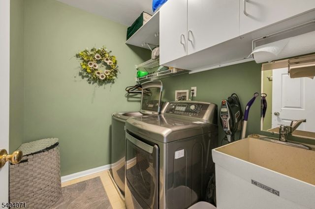 82 Constitution Way, Bernards Twp., NJ 07920