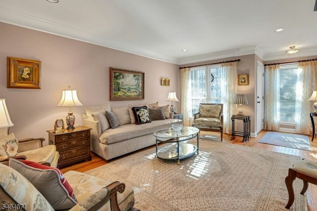 82 Constitution Way, Bernards Twp., NJ 07920