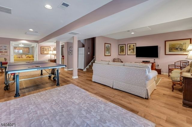 82 Constitution Way, Bernards Twp., NJ 07920