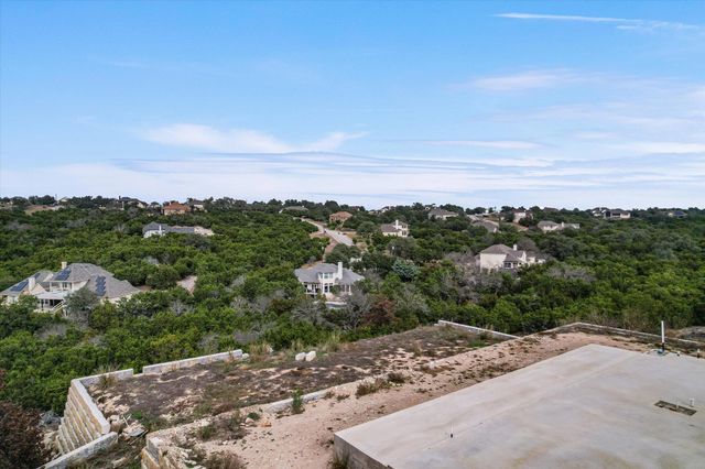 2601 Crystal Falls PKWY, Leander, TX 78641