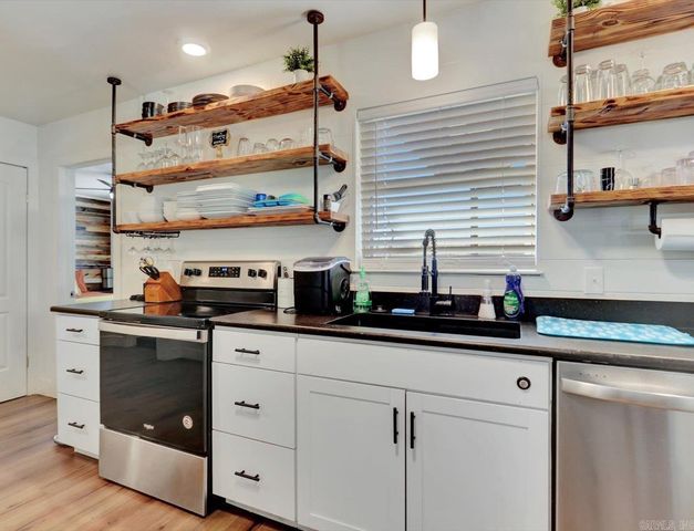 2299 Timberlake Dr, Royal, AR 71968