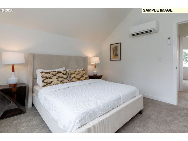 2534 Sw CUSTER St, Portland, OR 97219