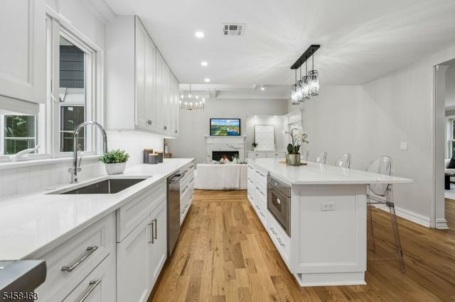 737 Wingate Dr, Bridgewater Twp., NJ 08807