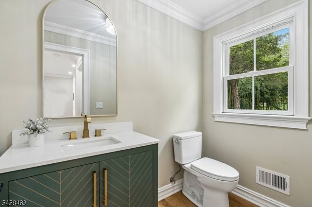 737 Wingate Dr, Bridgewater Twp., NJ 08807