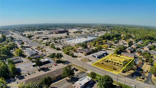 8027 N Wayne Road, Westland, MI 48185