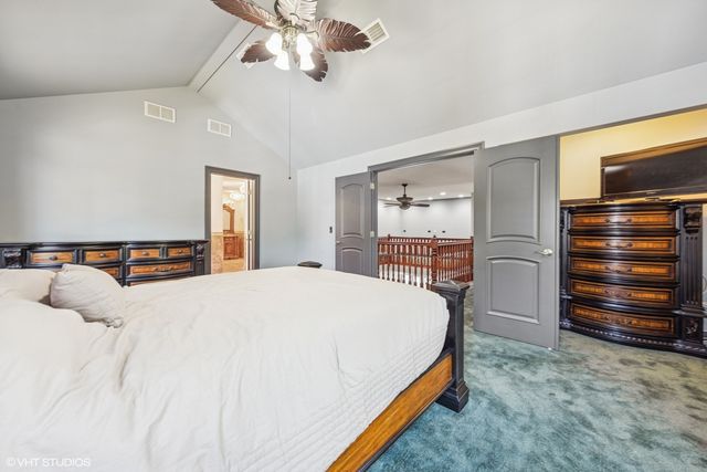 6001 Wolf Road, La Grange Highlands, IL 60525