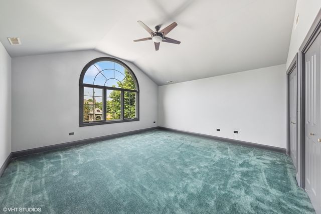 6001 Wolf Road, La Grange Highlands, IL 60525