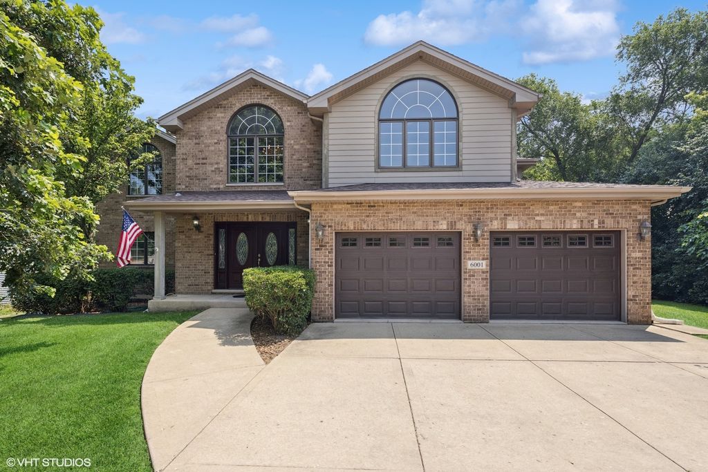 6001 Wolf Road, La Grange Highlands, IL 60525