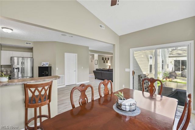 38479 Foxglen Avenue, Avon, OH 44011