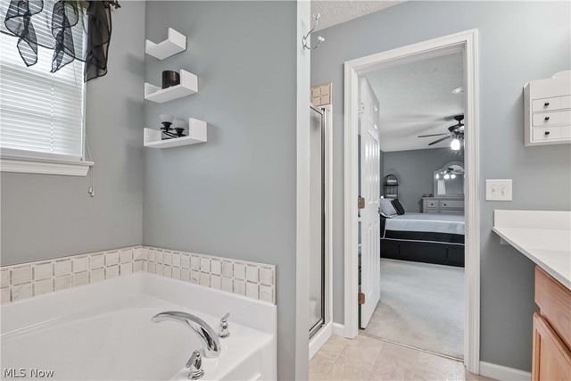 38479 Foxglen Avenue, Avon, OH 44011