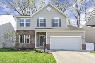 38479 Foxglen Avenue, Avon, OH 44011