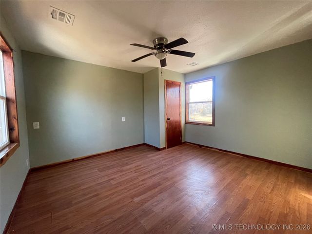 513 S State Avenue, Tahlequah, OK 74464